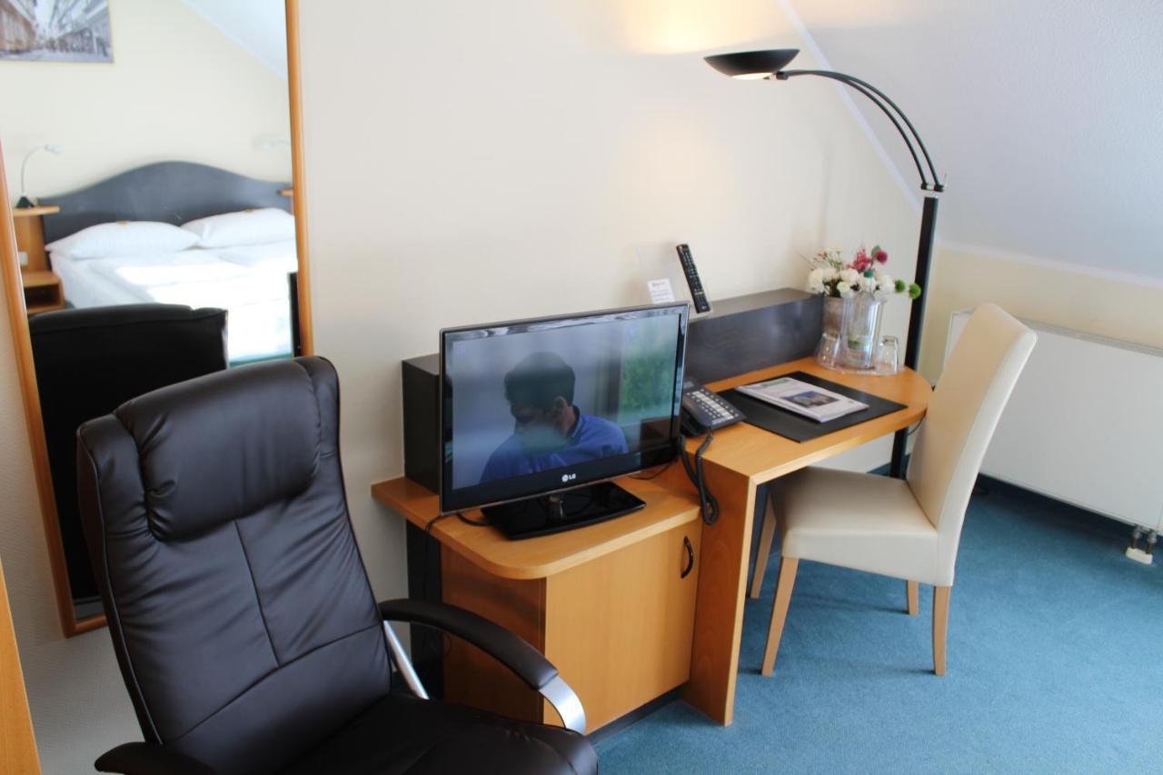 H+ Hotel Erfurt Bagian luar foto