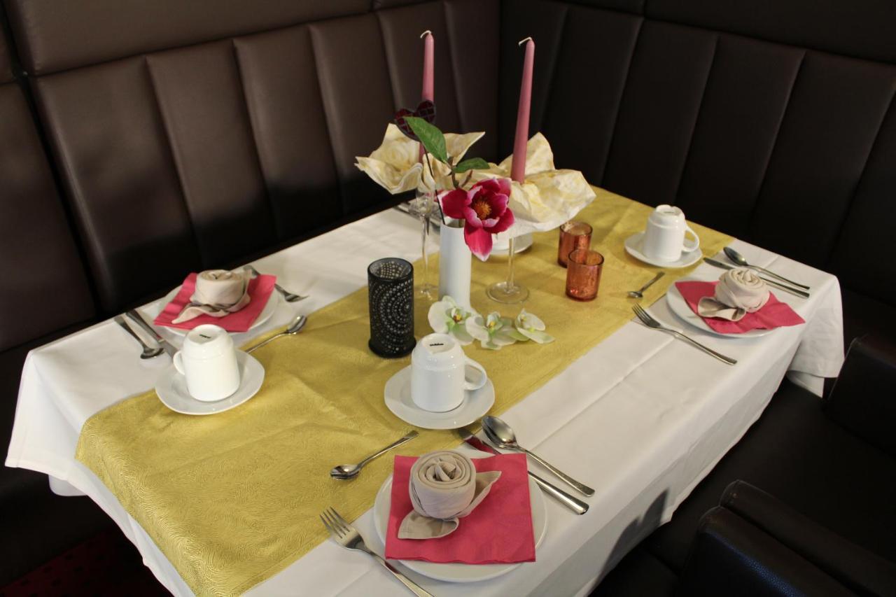 H+ Hotel Erfurt Bagian luar foto