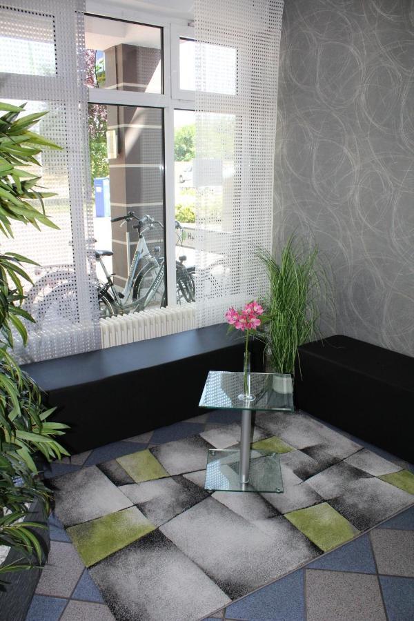 H+ Hotel Erfurt Bagian luar foto